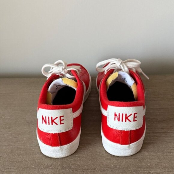 Nike Blazer Low Sneaker in Gym Red Leather Size 11.5 - Picture 4 of 7